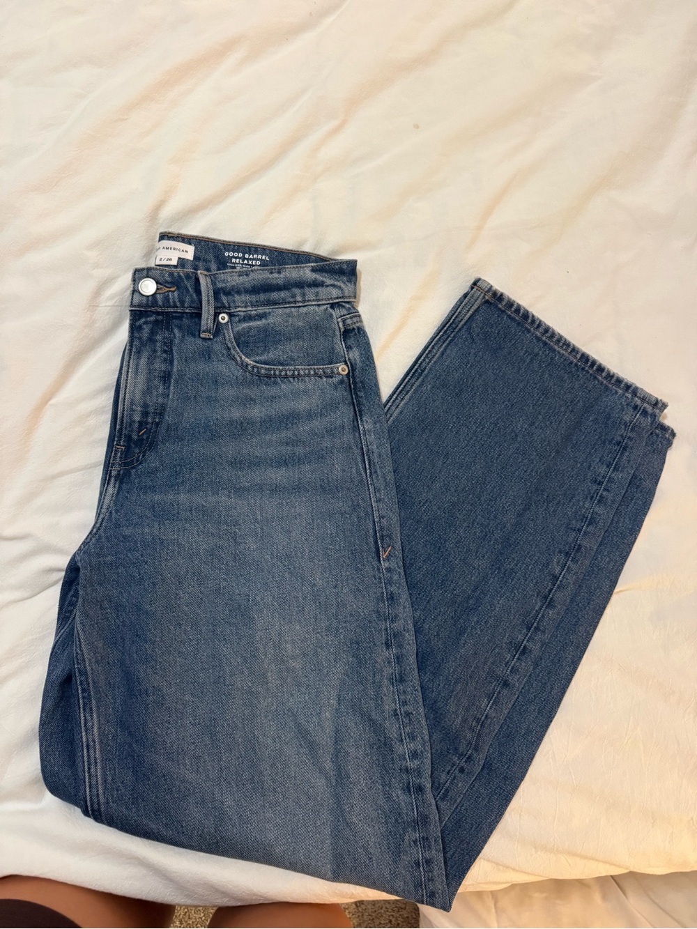 Good American High-Rise Straight Leg Jeans in Medium Blue Wash
